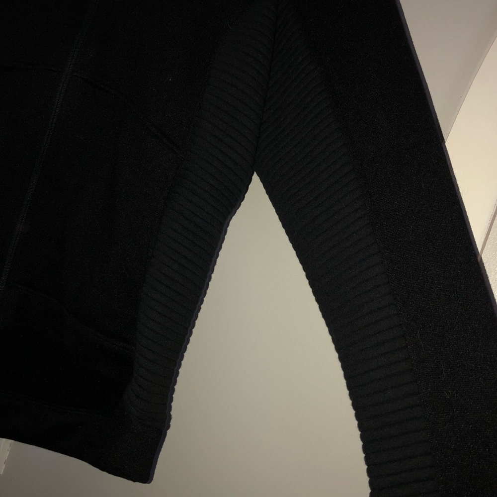NorthFace Jacket - Picture 3 of 3